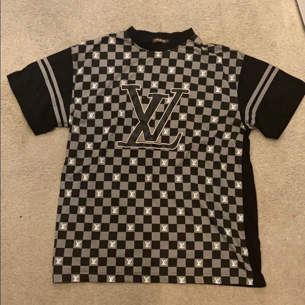 Louis Vuitton tee